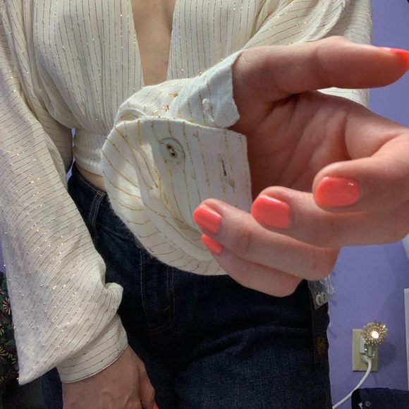 Deep V Long Sleeve - Picture 5 of 7